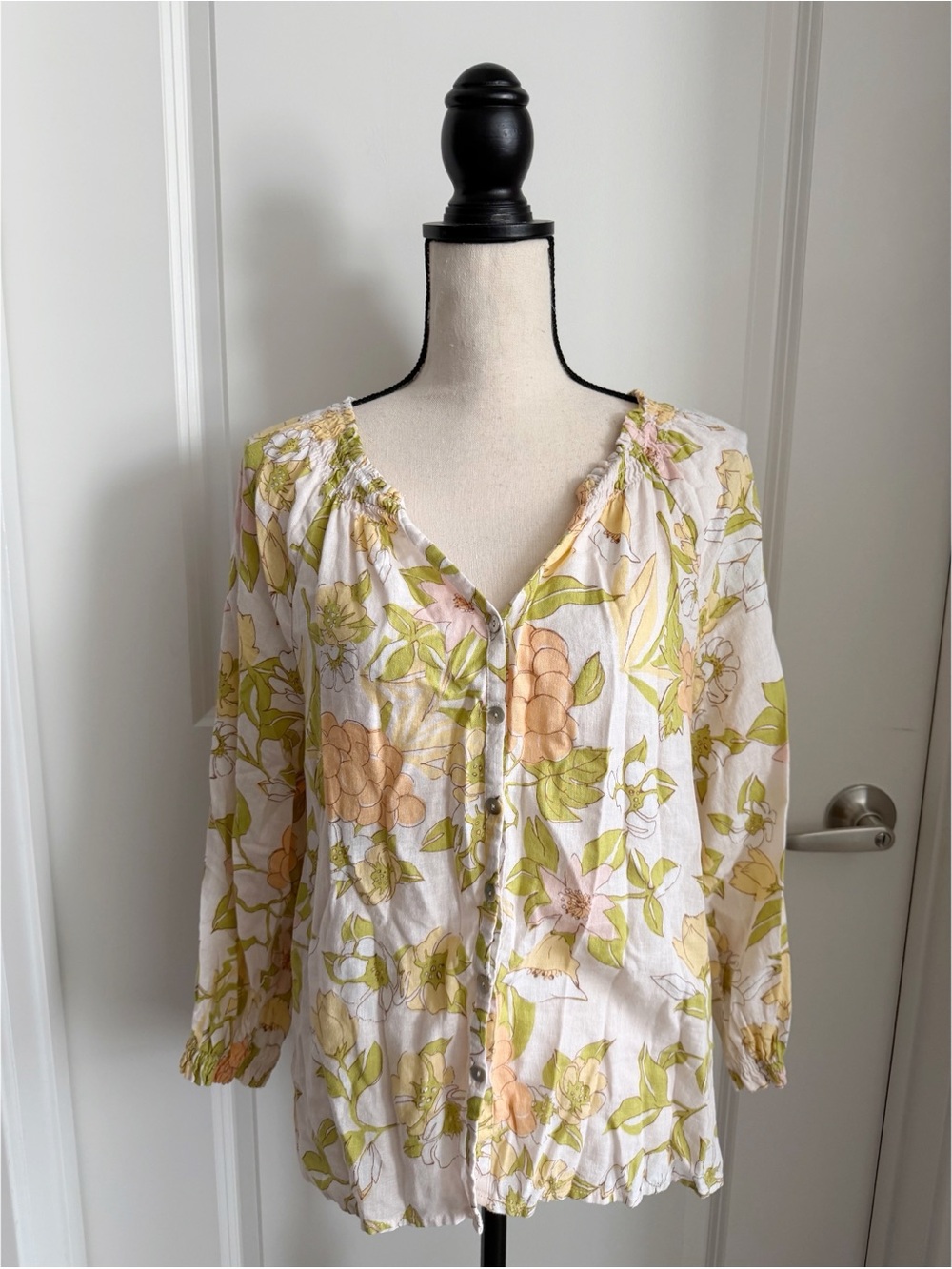 Casa Cabana Floral Button-Front Blouse in White with Peach & Green Print